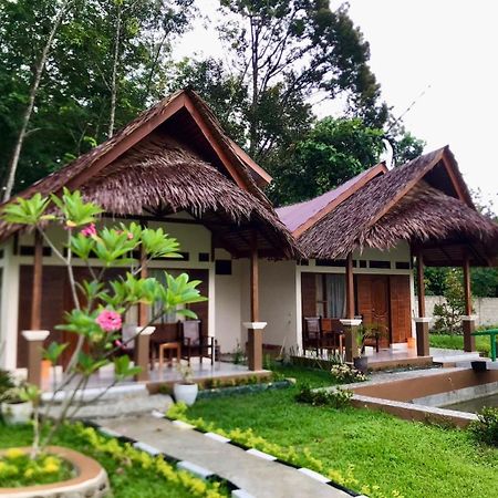 R5 Keramba Inn Bukit Lawang Eksteriør bilde