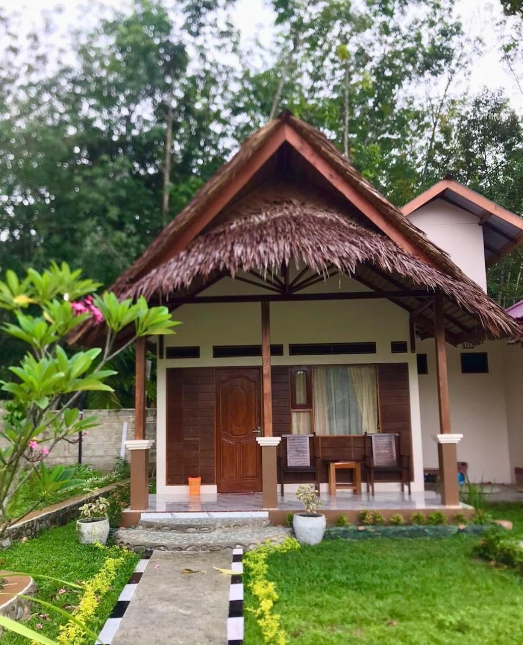 R5 Keramba Inn Bukit Lawang Eksteriør bilde