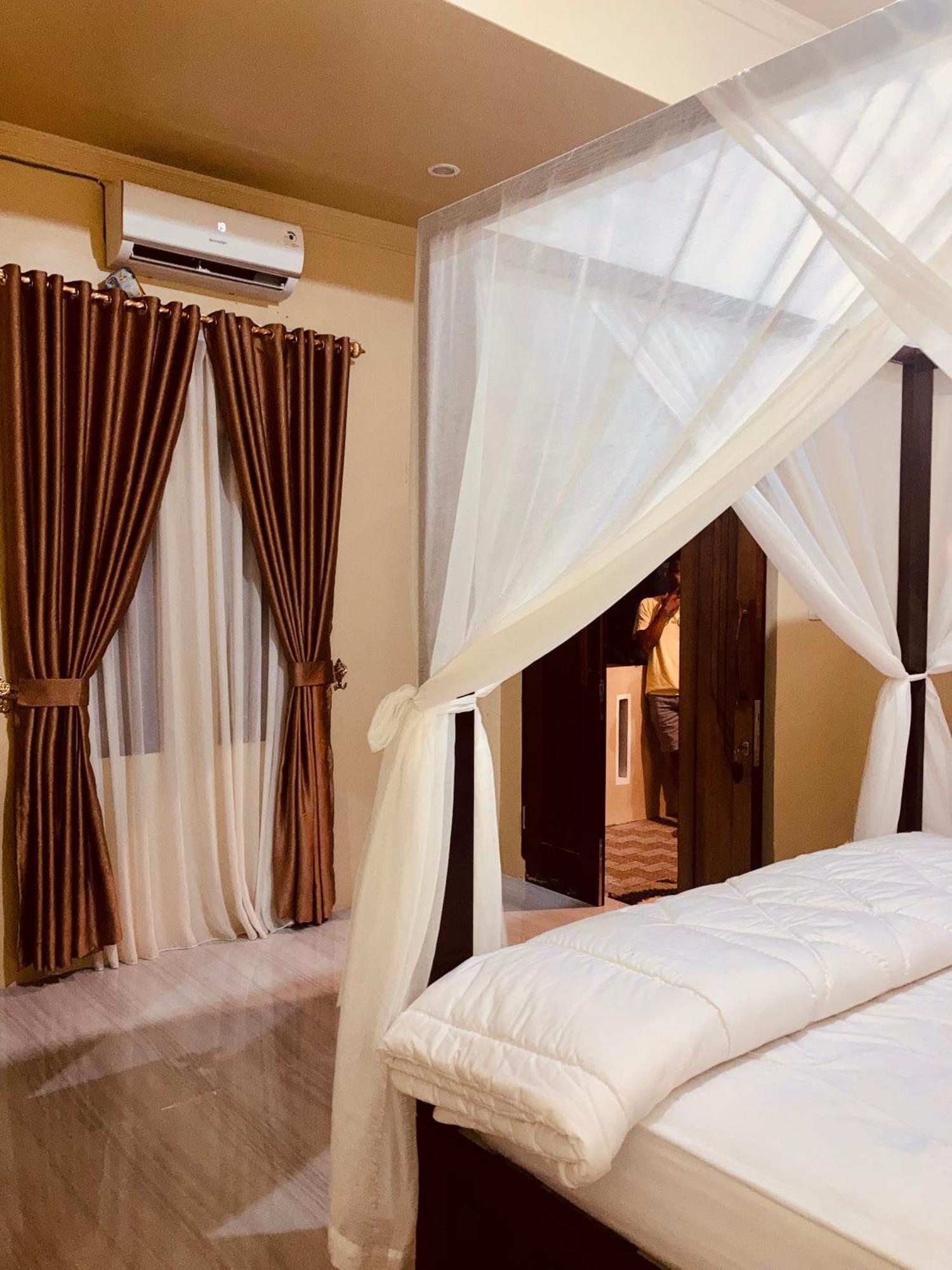 R5 Keramba Inn Bukit Lawang Eksteriør bilde